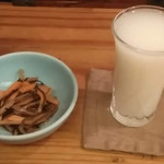 土びん - 日本酒（『一品』（水戸）初しぼり）とお通し