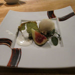 時の宿 すみれ - 抹茶のプチシフォンとアップルティーのアイスクリーム