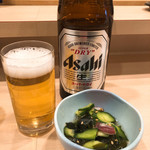 寿司 魚がし日本一 - 瓶ビール中瓶 670円 お通し410円