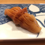 一心鮨 光洋 - 閖上産の赤貝。日本人の美的感覚は浮世絵のような赤貝を欲するのか。