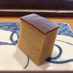 一心鮨 光洋 - カステラのような大きな玉。