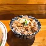 オールド スクール 中華そば ミヤ デ ラ ソウル - 肉めし