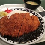 ダル食堂 - チキンカツ黒ルーライス 880円