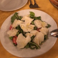 ラ・ビスボッチャ - そら豆とペコリーノチーズサラダ仕立て