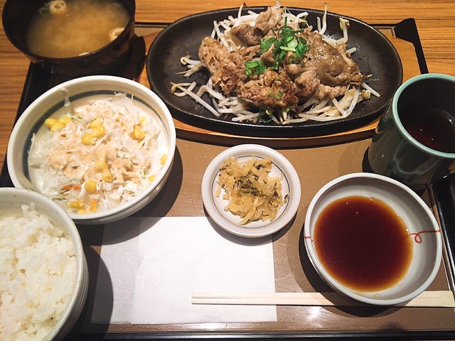 やよい軒 ユニゾイン新大阪店 新大阪 定食 食堂 食べログ やよい軒 ユニゾイン新大阪店 新大阪 定食 食堂 食べログ