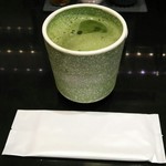 Mawashizushi Katsu Midori - お茶とお手拭き 