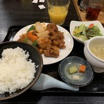 中国四川麺飯店 一燈 - 日替り定食(酢豚)❗️