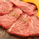 食彩和牛 しげ吉 - メニュー写真:和牛メス牛　上カルビ