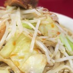 ラーメン二郎 - 野菜（デフォ）