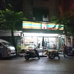 7-ELEVEN - 