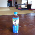 多田榮吉冰店 - 日本家屋の縁側で、東方美人茶、旨し！