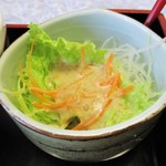 料理旅館 かとう - とう吉弁当 900円（税込）の サラダ。　　　　　2019.03.02