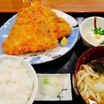 磯丸水産 - 大判アジフライ定食
