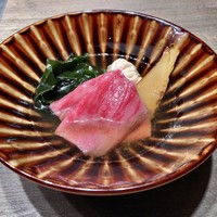 USHIGORO S. GINZA - 厳選部位のしゃぶしゃぶ：京都産九条ネギ  白子 筍、田村牛サーロインに目の前で牛出汁をおかけして仕上げる『サーロインのしゃぶしゃぶ』