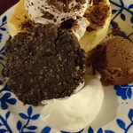 Cafe ZIKKA - クッキーチョコレートパンケーキ700円