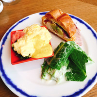 DINING & BAR TABLE 9 TOKYO - スクランブルチーズフォンデュwith明太マヨ・カレークリーム