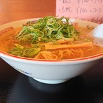 らーめん 紫龍 - 2019年3月　横から