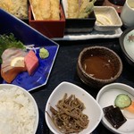 北海道食市場 丸海屋 - 