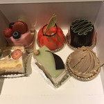 サブロン - ケーキ。こぶり