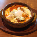 セット リップ - フラメンコエッグバンビ 
            (目玉焼きとチーズ、チョリソーの煮込み)
            flamenco egg bambi 