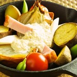 Waiesu Otsu - 野菜と厚切りべーコンのオーブン焼き　キヌアソース