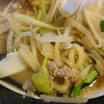 ラーメン スミス - ひき肉入り炒め野菜！