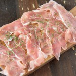 バル エビータ - ちぎり生ハム