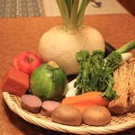 Oku yuki - 自慢の季節の野菜の盛り合わせ