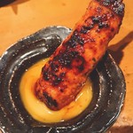 比内地鶏本格焼酎 海舟 - 大山鶏 つくね温玉  190円  ※温玉が品切れだったため生卵黄での提供