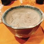 比内地鶏本格焼酎 海舟 - 山椒のお酒 ロック  590円