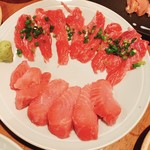 比内地鶏本格焼酎 海舟 - 本マグロ二点刺(脳天、ホホ)  一人前590円