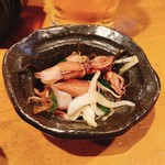 比内地鶏本格焼酎 海舟 - お通しのホタルイカのポン酢和え