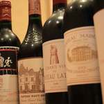 おくゆき - リーズナブルなワインから、オーパスワンやシャトーマルゴーなど五大シャトー、ここぞというときの高級ワインがございます。