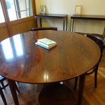 ピルグリム - 丸テーブル