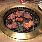 Kokusangyuu Yakiniku Kuidon - 