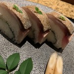 Nihon Ryourikou No - 鯖の炙り寿司