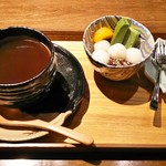 かわらばん家 - コーヒー（350円）、抹茶テリーヌミニ（300円）