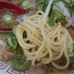 ラーメン玉津 - 麺アップ