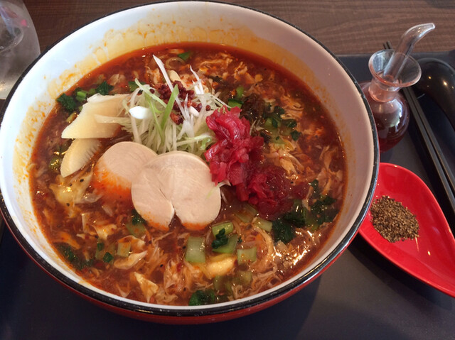 四川菜麺 紅麹屋>