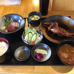 港町食堂 - 煮魚定食 かさご ８８０円