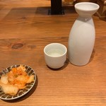 難波千日前 釜たけうどん - 日本酒１合（蔵物語）燗