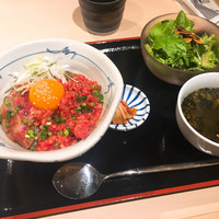 牛刺しと焼肉 仔虎 クリスロード店 - 