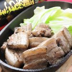 炭炙烤日本产猪肉