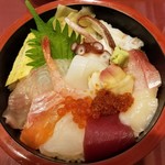Sushi Ryouri Jizake Harako - 生ちらし(ご飯少なめ)