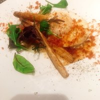 オステリア ブッビーノ - 名前忘れたけど、卵ふわふわの料理。上にかかったパンチェッタの粉がおいしい。