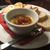 カルネジーオ イースト - 