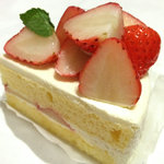 Caju - 長野産いちごサマープリンセスのショートケーキ。2011.11.12