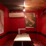 Italian Barcafe KIMURAYA - 赤を基調としたインテリア