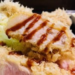 成蔵 - とんかつソースをかけて！
