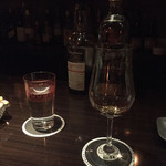 Bar R - 